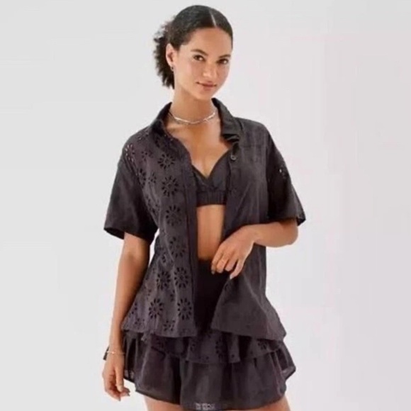 American Eagle Outfitters Tops - American Eagle Black Eyelet Button Down Shirt Medium